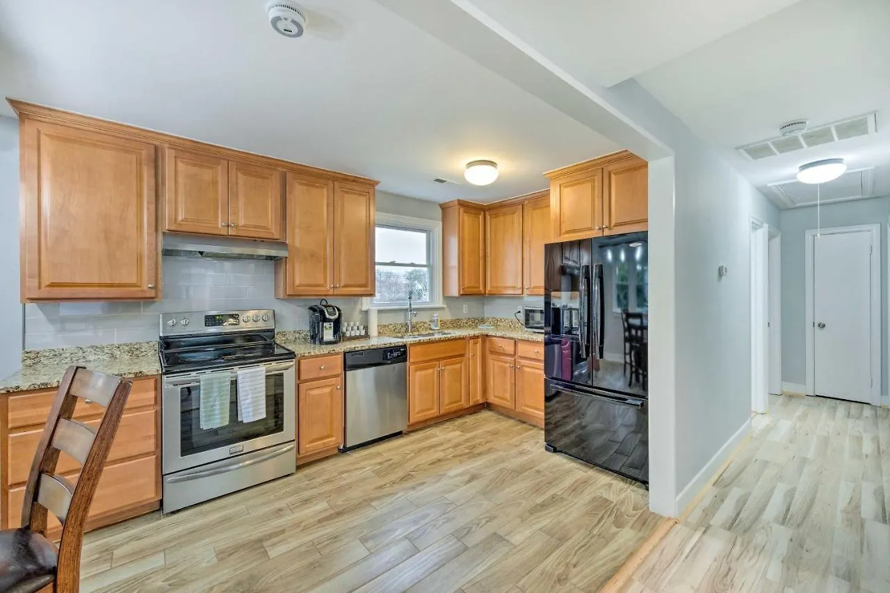 Richmond Home With Fire Pit - 12 Mi To Downtown
